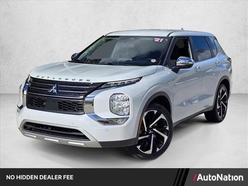 White Diamond 2022 Mitsubishi Outlander SE