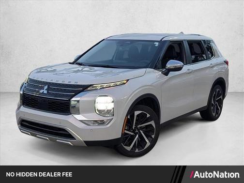 White Diamond 2022 Mitsubishi Outlander SE