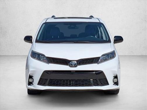 2020 Toyota Sienna SE Premium