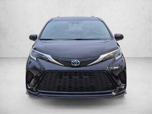 Midnight Black Metallic 2021 Toyota Sienna XSE 7 Passenger