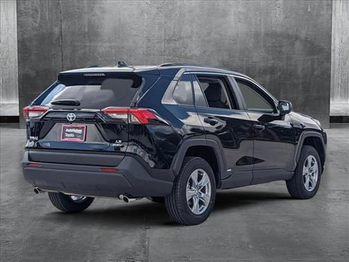 2025 Toyota RAV4 Hybrid LE