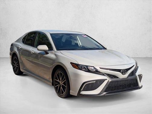 Ice Edge 2024 Toyota Camry SE