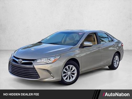 Creme Brulee Mica 2017 Toyota Camry LE