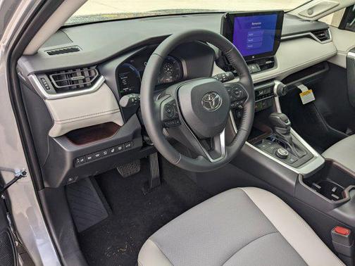 2025 Toyota RAV4 Hybrid Limited