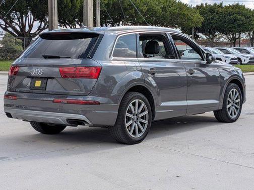 2018 Audi Q7 2.0T Premium Plus