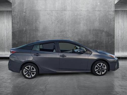2017 Toyota Prius Three Touring