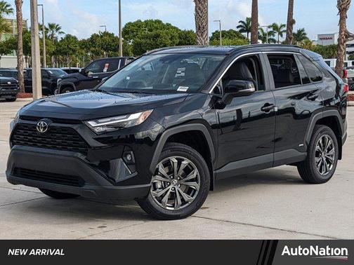 2025 Toyota RAV4 Hybrid XLE Premium