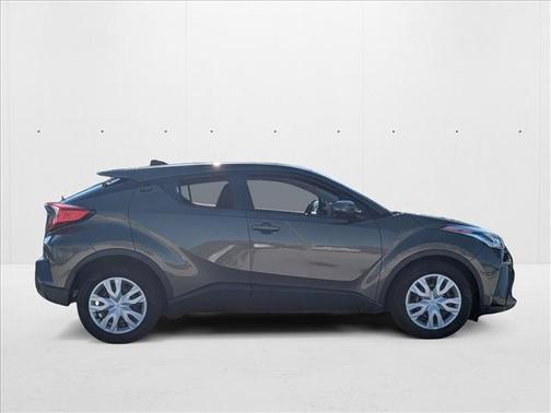 2021 Toyota C-HR LE