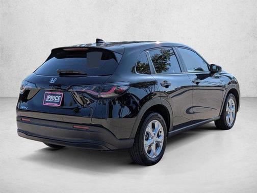 Crystal Black Pearl 2023 Honda HR-V LX