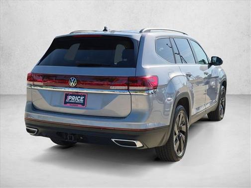 Silver Mist Metallic 2024 Volkswagen Atlas 2.0T SE w/Technology