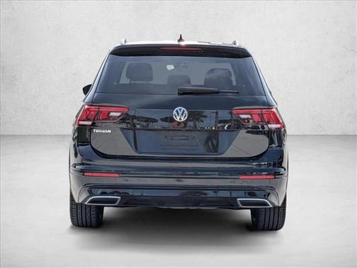2021 Volkswagen Tiguan 2.0T SE R-Line Black