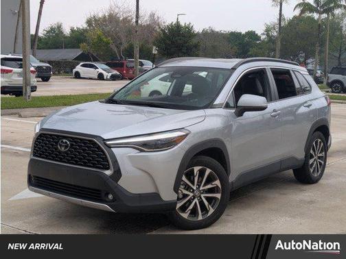 2023 Toyota Corolla Cross XLE
