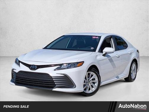 Ice Cap 2024 Toyota Camry LE