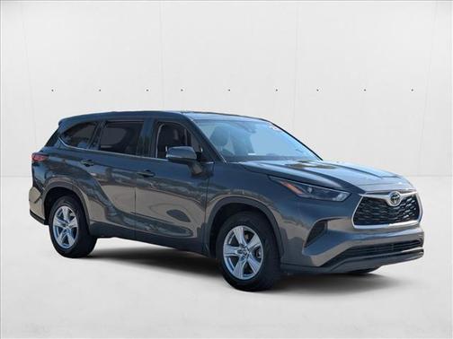 2022 Toyota Highlander L