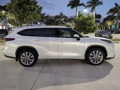 2026 Toyota Highlander Limited