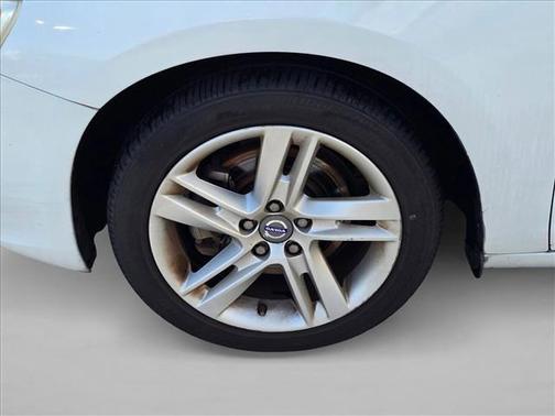 Ice White 2015 Volvo S60 T5 Premier