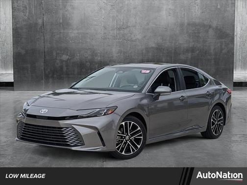 2025 Toyota Camry XLE