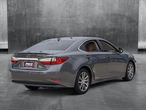 2016 Lexus ES 300h Base