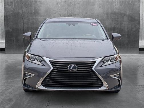 2016 Lexus ES 300h Base
