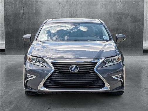 2016 Lexus ES 300h Base