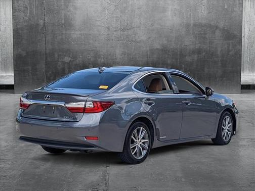 2016 Lexus ES 300h Base