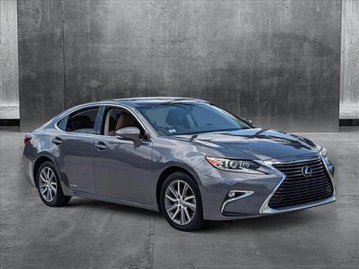 2016 Lexus ES 300h Base