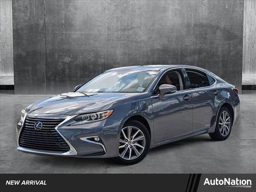 2016 Lexus ES 300h Base