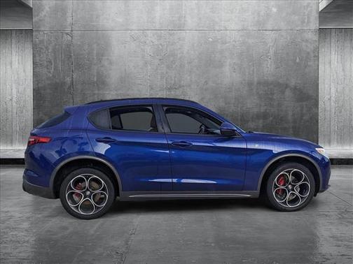 2022 Alfa Romeo Stelvio Ti