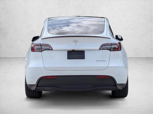 2024 Tesla Model Y Performance Dual Motor All-Wheel Drive