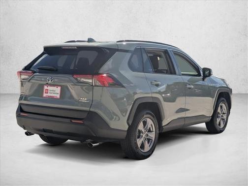 2023 Toyota RAV4 Hybrid XLE