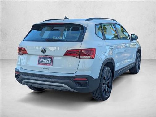 Pure White 2023 Volkswagen Taos 1.5T S