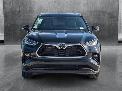 2025 Toyota Highlander Limited