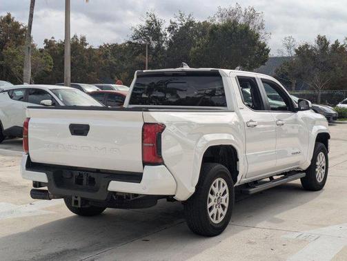 2024 Toyota Tacoma SR5