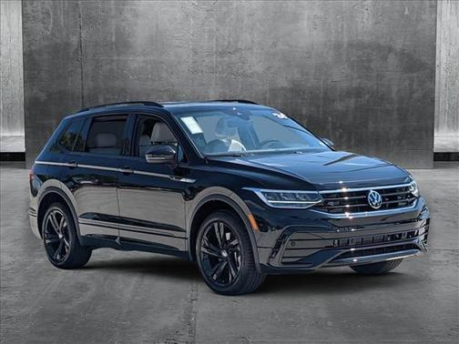 2024 Volkswagen Tiguan 2.0T SE R-Line Black