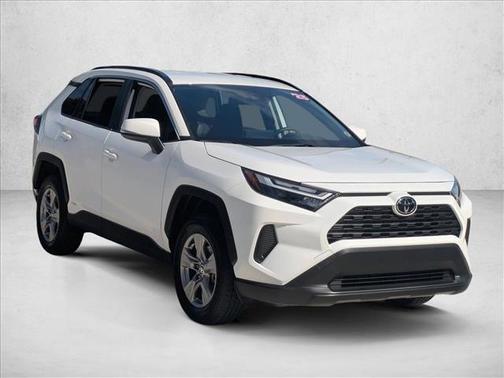 2025 Toyota RAV4 Hybrid LE