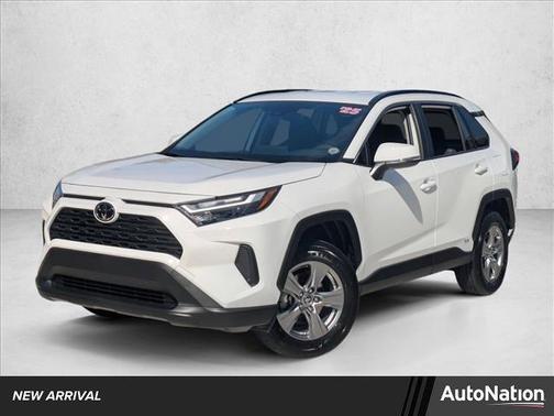 2025 Toyota RAV4 Hybrid LE