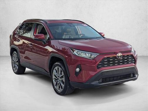 2020 Toyota RAV4 XLE Premium