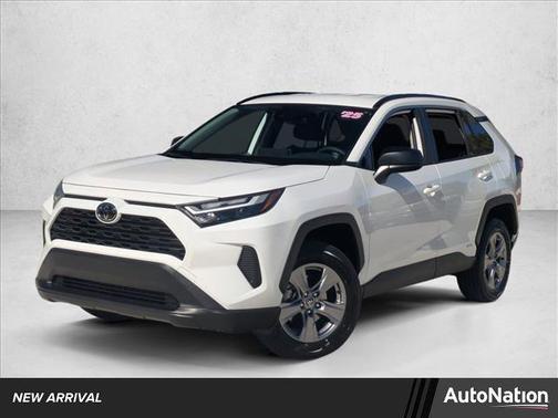 2025 Toyota RAV4 Hybrid LE