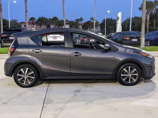 2018 Toyota Prius c Two
