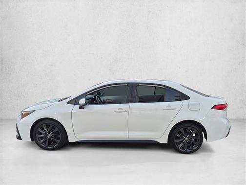 Ice Cap 2024 Toyota Corolla SE