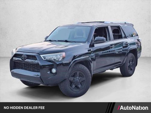 Midnight Black Metallic 2017 Toyota 4Runner SR5