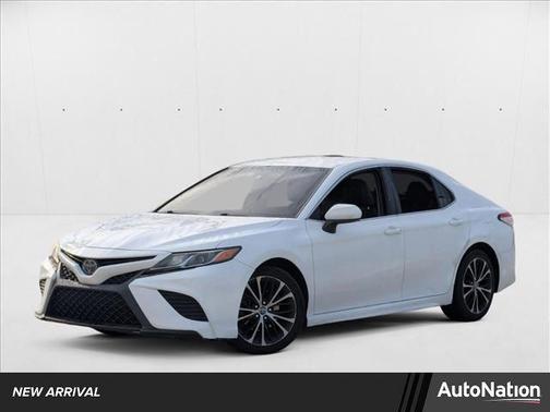 2018 Toyota Camry SE