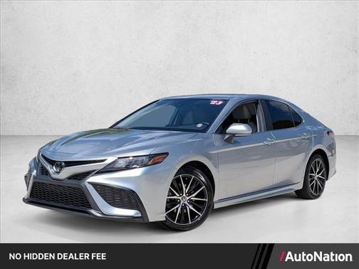 Celestial Silver Metallic 2023 Toyota Camry SE