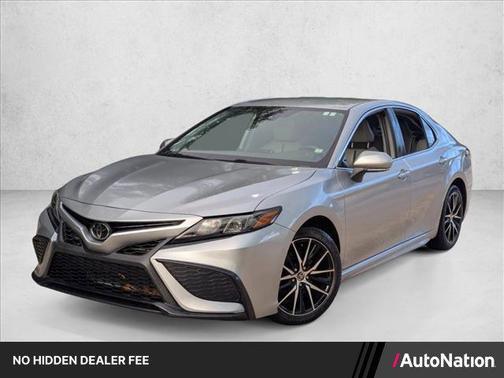 Celestial Silver Metallic 2023 Toyota Camry SE