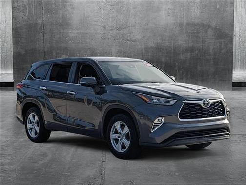 2020 Toyota Highlander LE