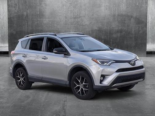 2017 Toyota RAV4 SE