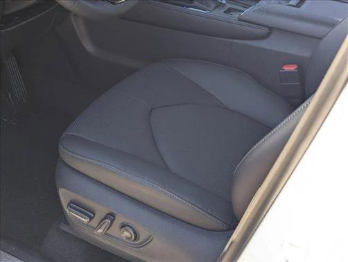 2026 Toyota Highlander Hybrid Base