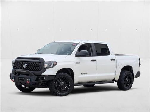 2017 Toyota Tundra SR5