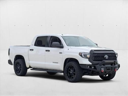 2017 Toyota Tundra SR5
