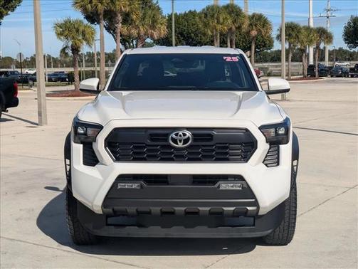 2025 Toyota Tacoma Hybrid TRD Off Road